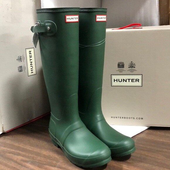 hunter tall green rain boots